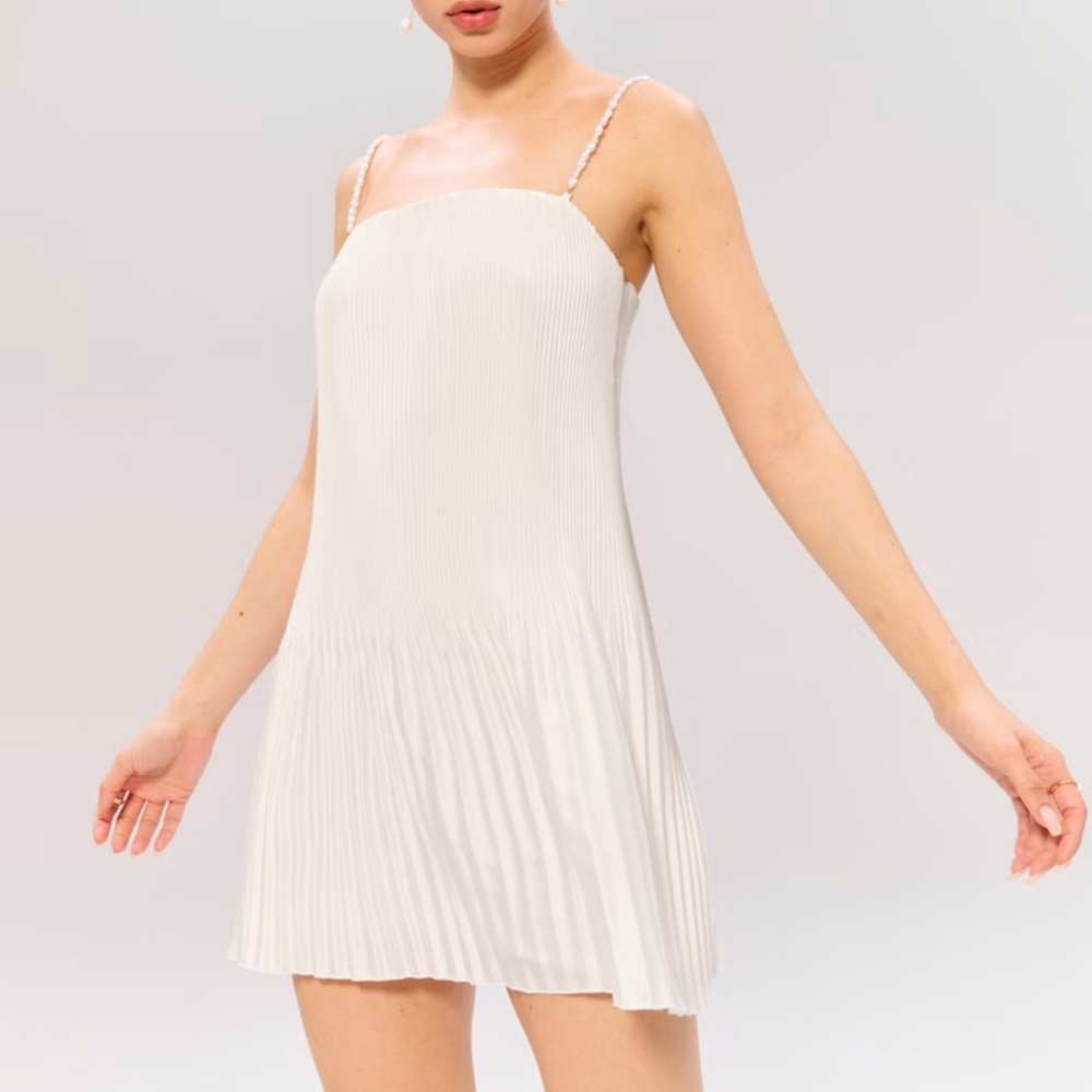 The A&F Giselle Faux Pearl Pleat Release Mini Dress